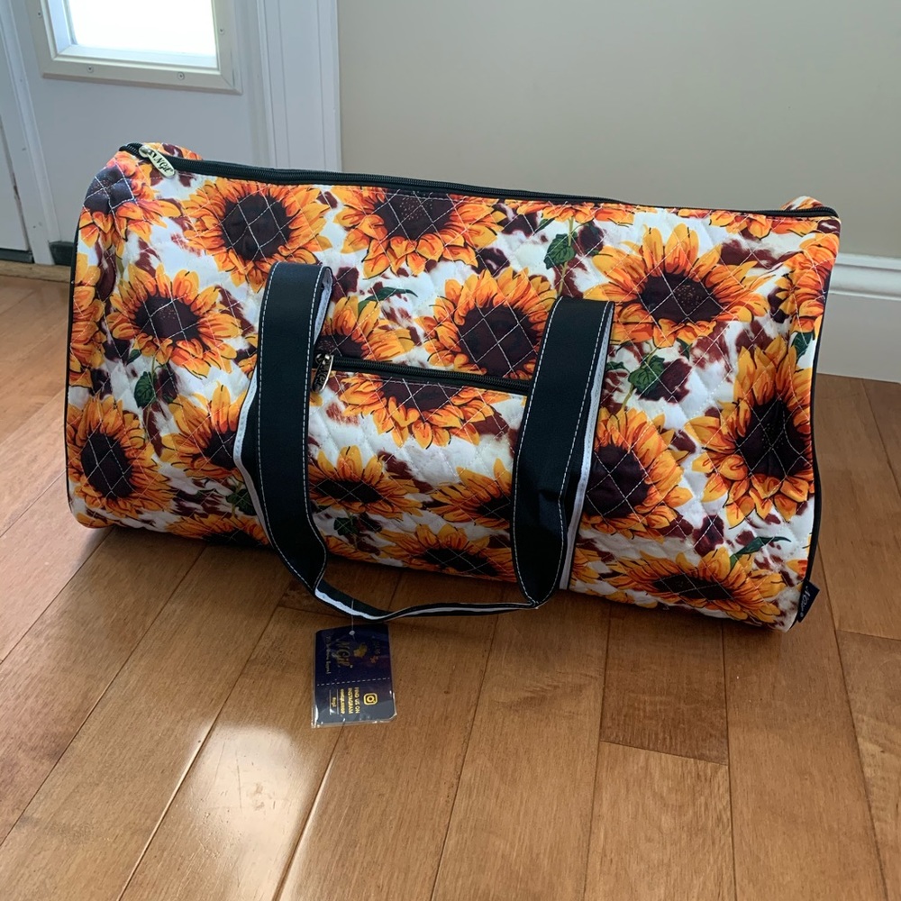 Ngil Sunflower duffle bag Quilted 21" NWT